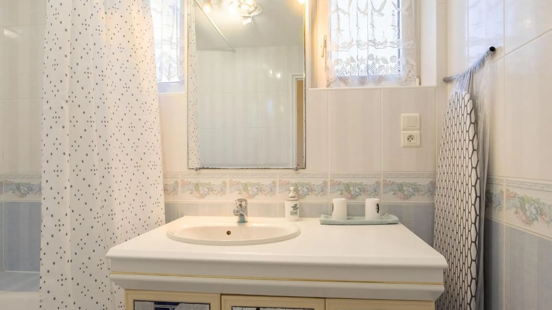דירה Kerlouan Studio Les Hortensias By Interhome