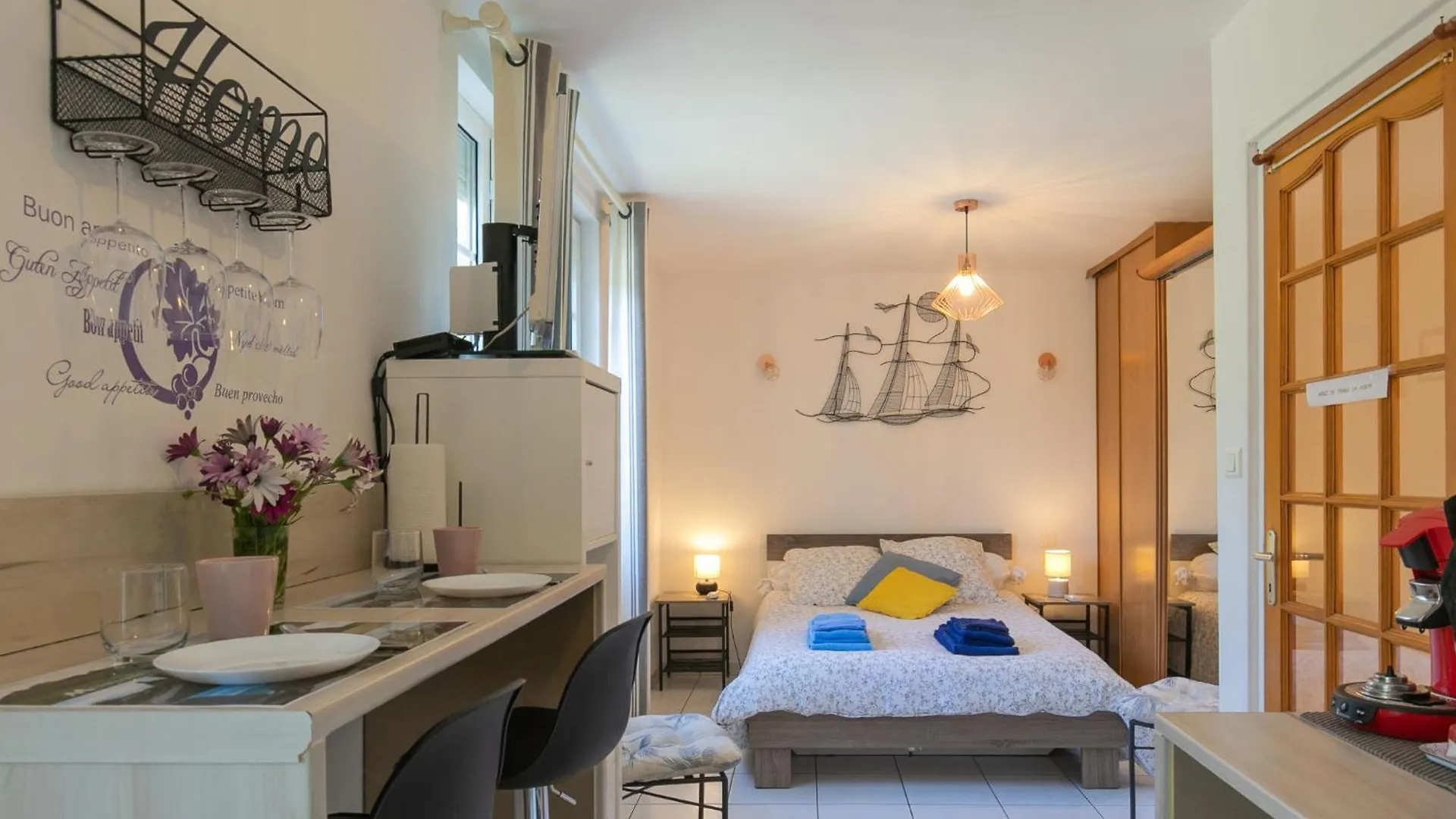 Kerlouan Studio Les Hortensias By Interhome